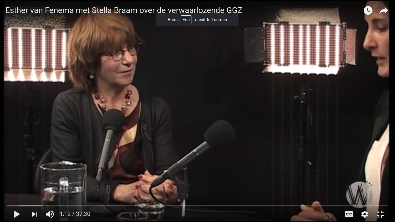 Stella Braam en psychiater Esther van Fenema van Cafe Weltschmerz 